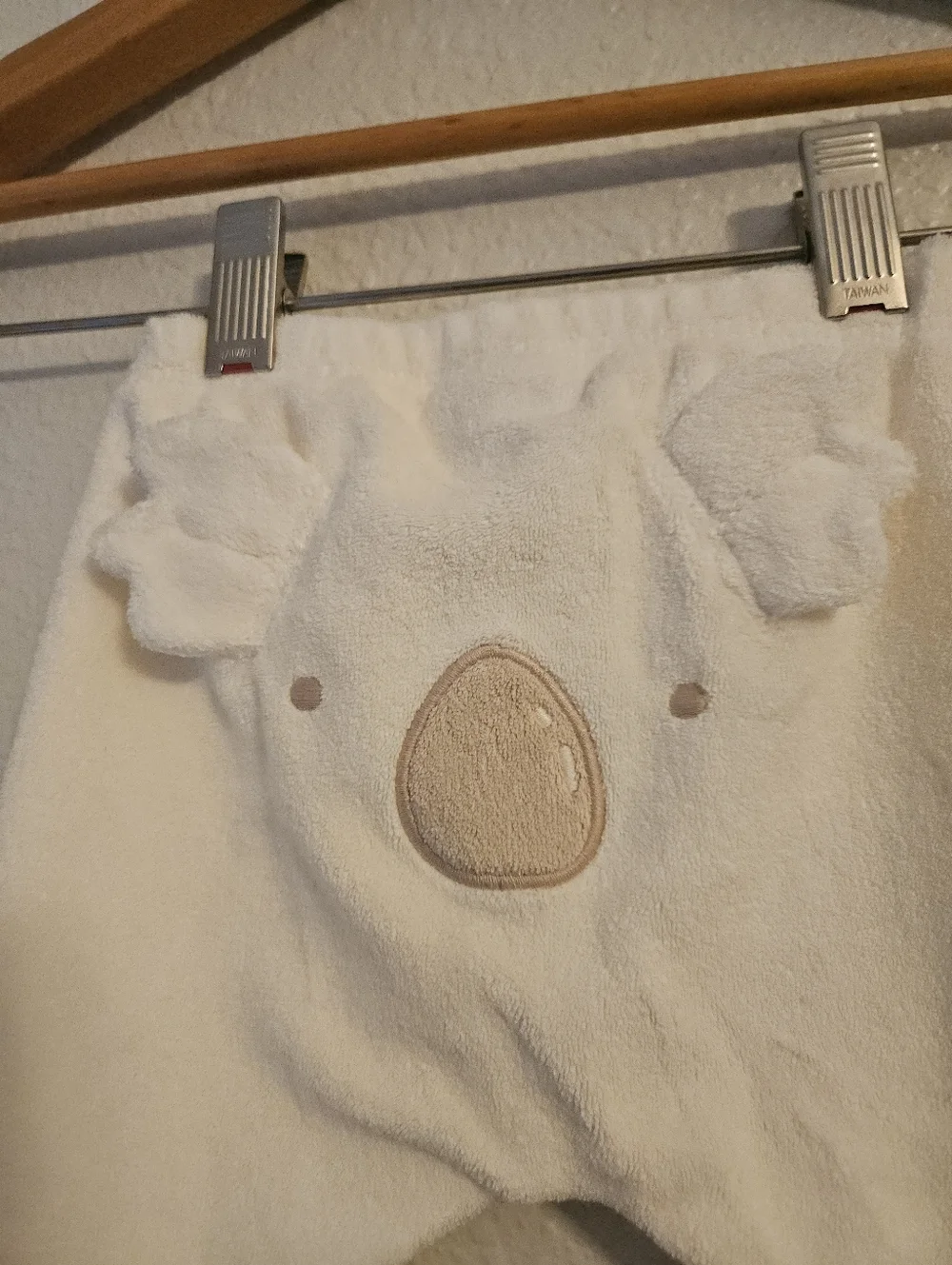 carters 2 piece white sweater suit, 3 months